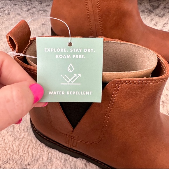 Zodiac Brown Ankle Boots - Picture 4 of 5